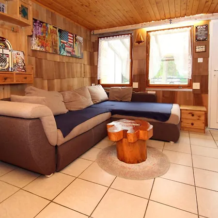 Bungalow, Wernsdorf , Cleaning Included Σπίτι διακοπών *
