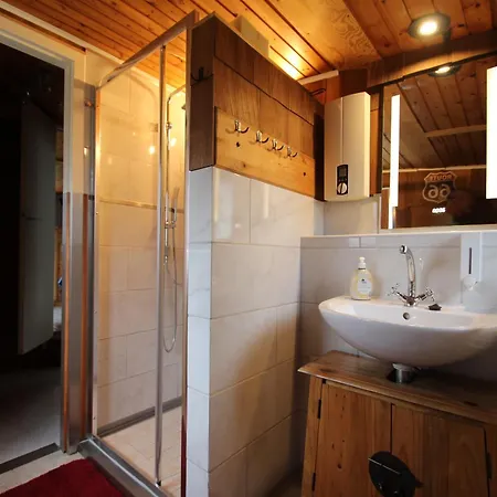 Bungalow, Wernsdorf , Cleaning Included *