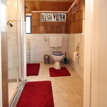 Ferienhaus Bungalow, Wernsdorf , Cleaning Included *